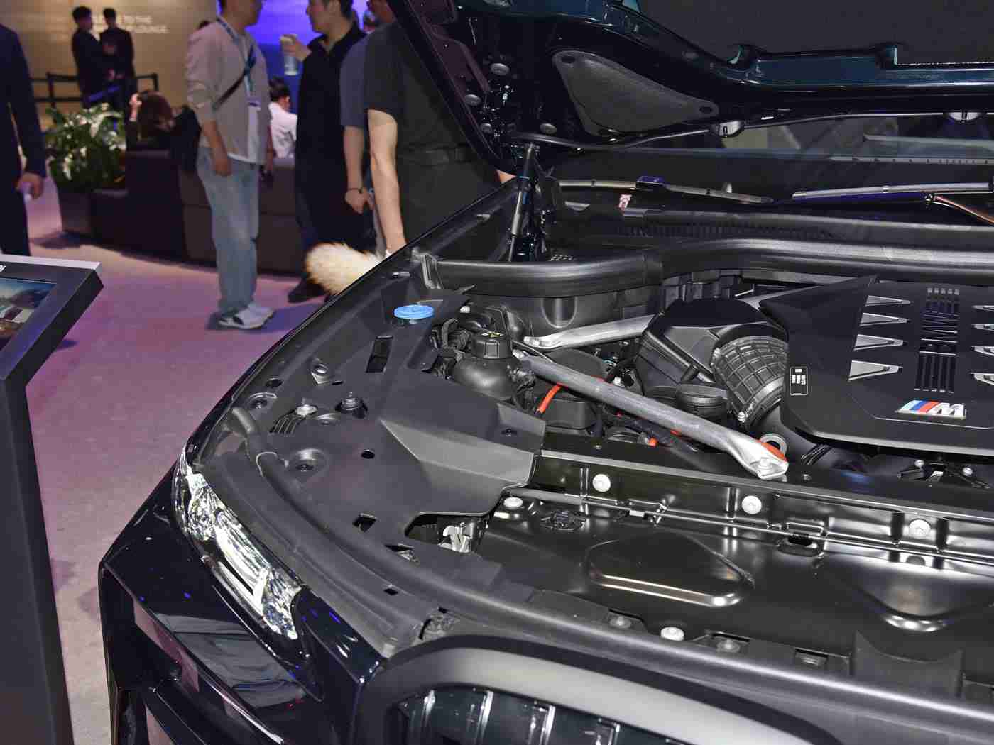 黄网站入口,新能源汽车领军品牌黄网站:引领绿色出行,科技魅力非凡-3