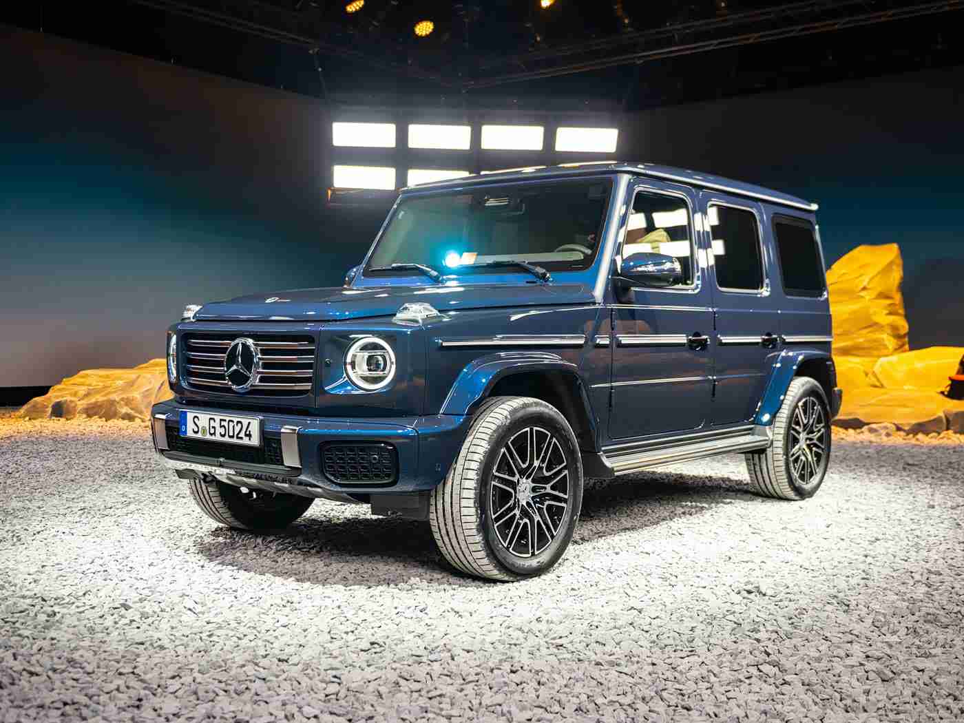 网曝黑料吃瓜国产精品,国产汽车新秀XX：性能卓越品质佳，热议黑料实为误解-3