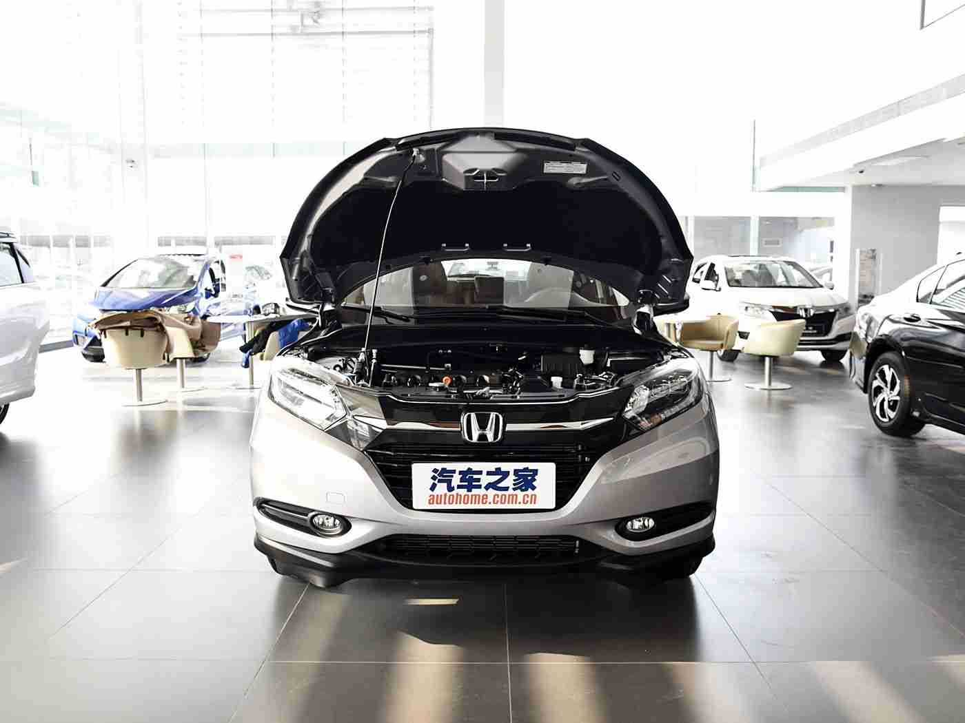 性别,自由,成熟,性别,性,女性购车新风向：个性成熟，彰显时尚与自由追求-1