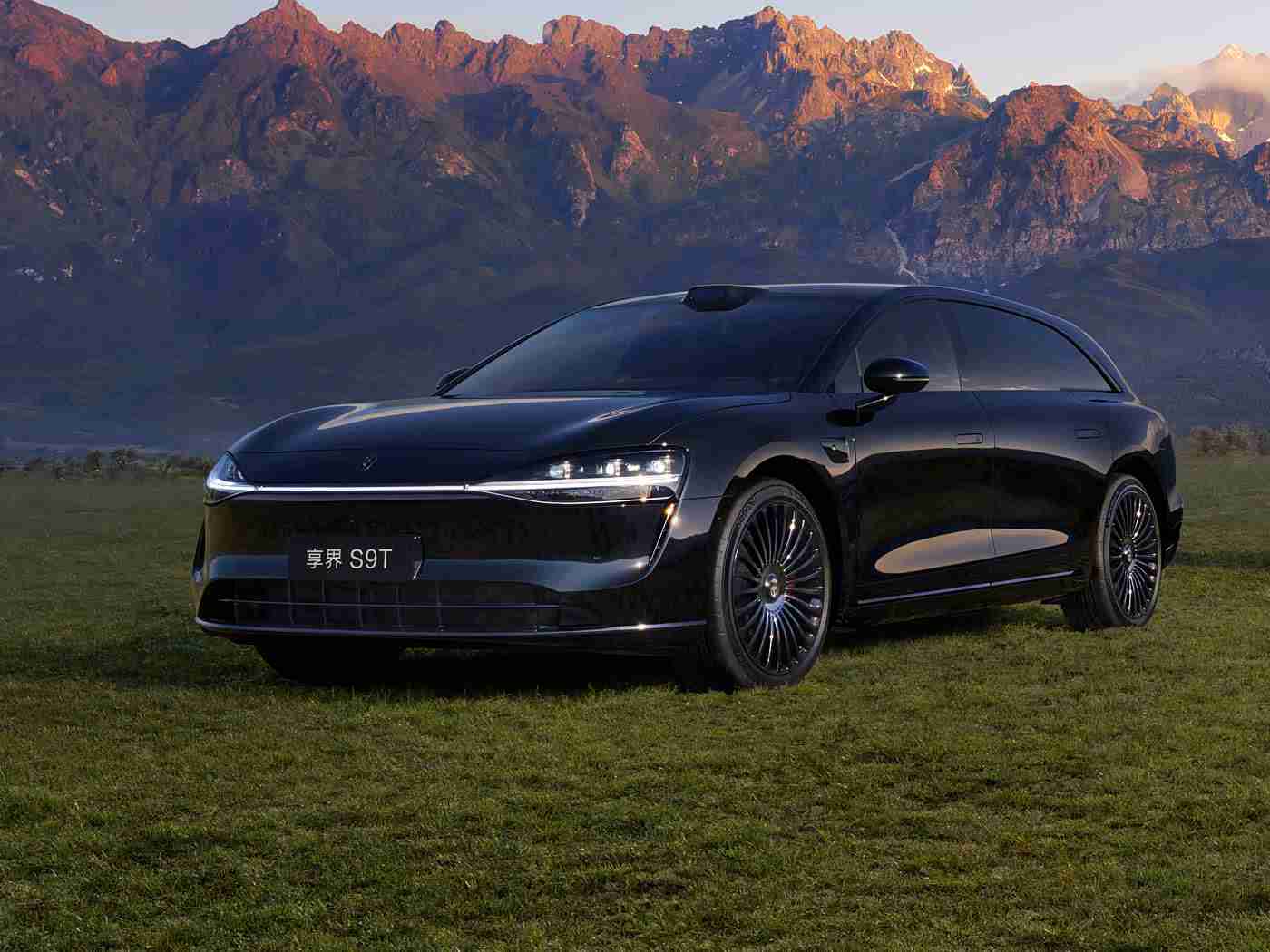 害羞草研究所,“智能续航，绿意盎然——引领未来出行新风尚”-3