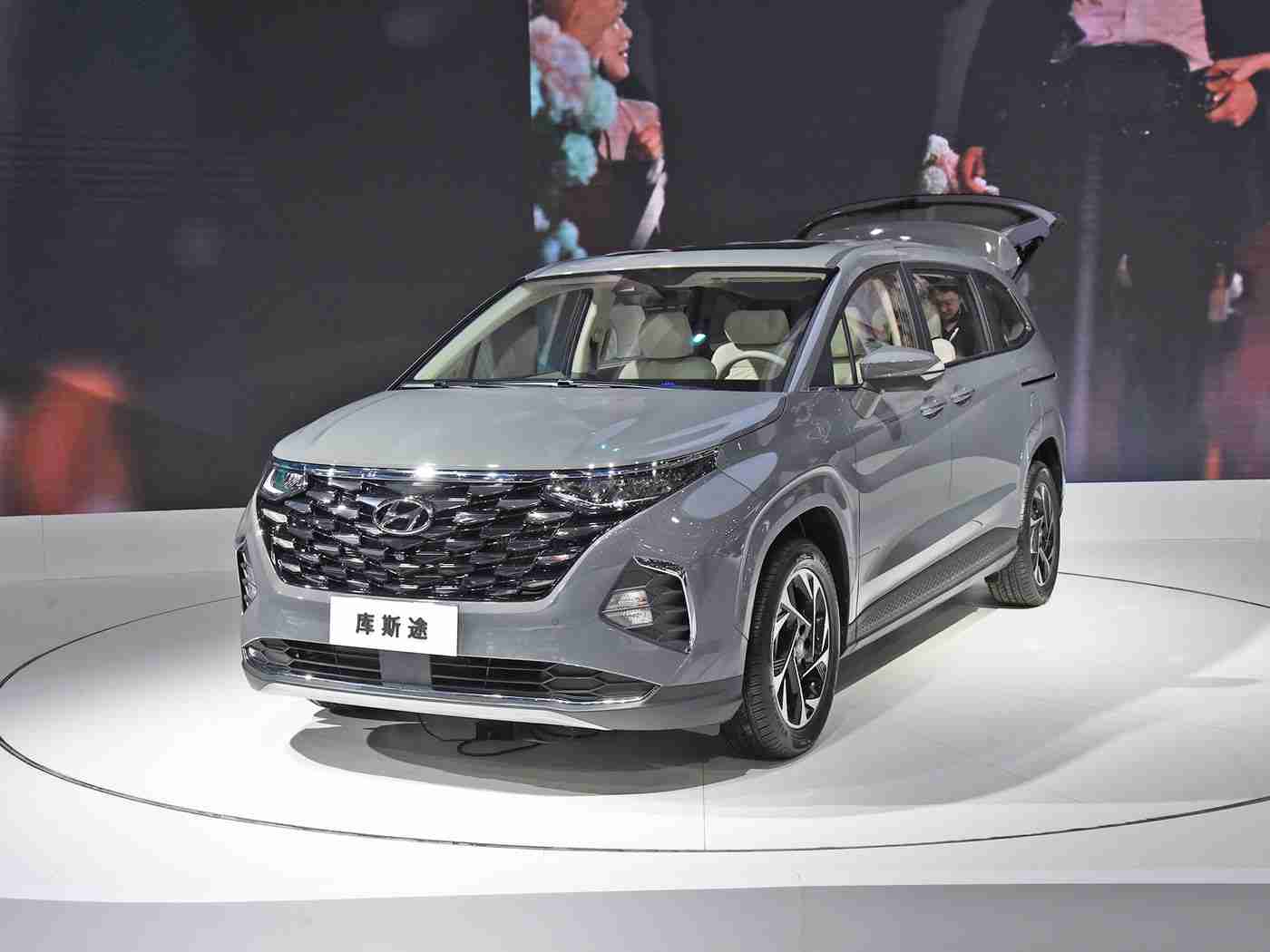 国精产品秘 一区二区,新能源汽车领航者,国精产品品质卓越引领行业潮流-2