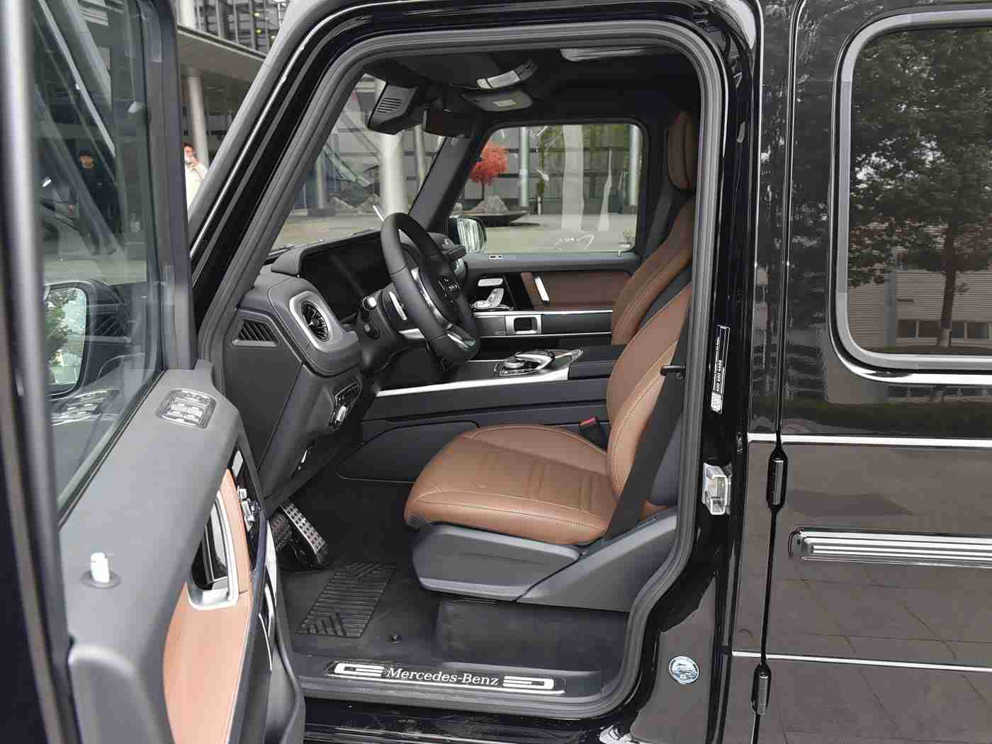 男生女生一起差差差的app,汽车应用新潮流：趣味社交导航，让驾驶乐趣无限-1