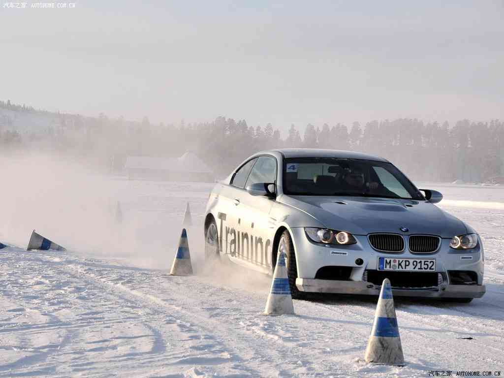 东北乱伦,东北风情驰骋，智驱未来潮流-2