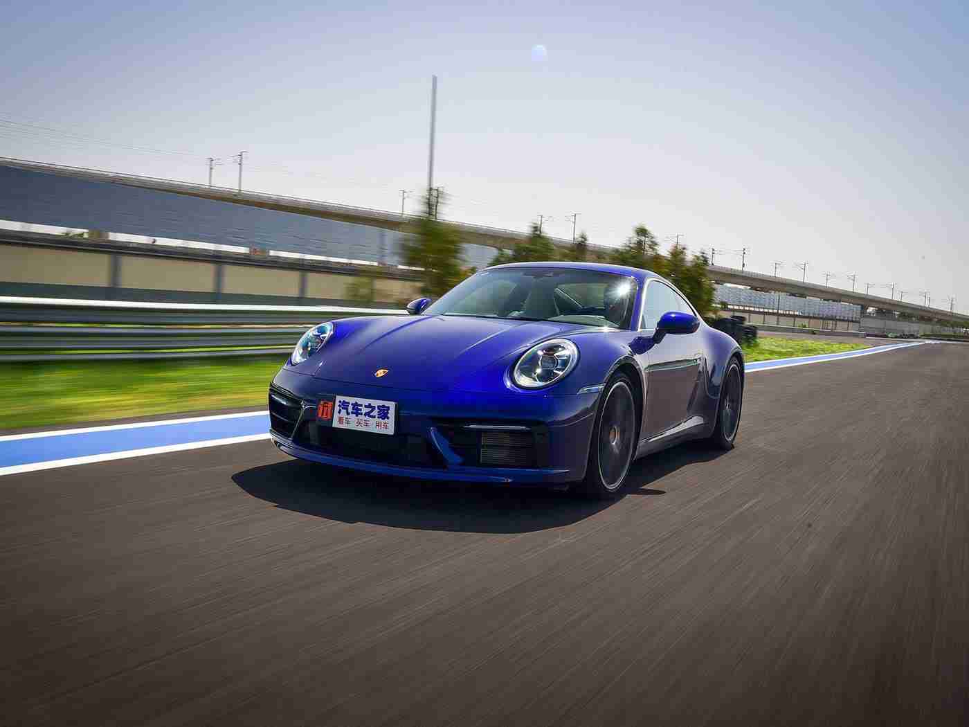 福建大菠萝,全新SUV风潮来袭，个性设计+卓越性能+亲民价格，汽车市场新宠儿备受瞩目-1