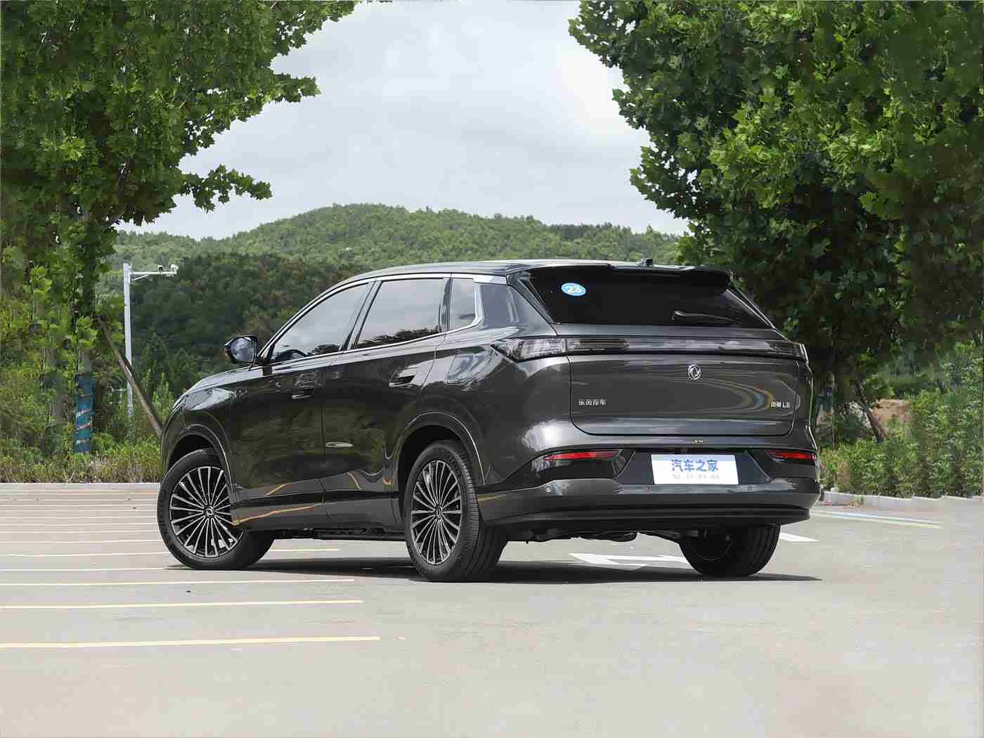 推特9.1免费版,“车闻速递，推波助澜——推特新版本引领汽车资讯新纪元”-1