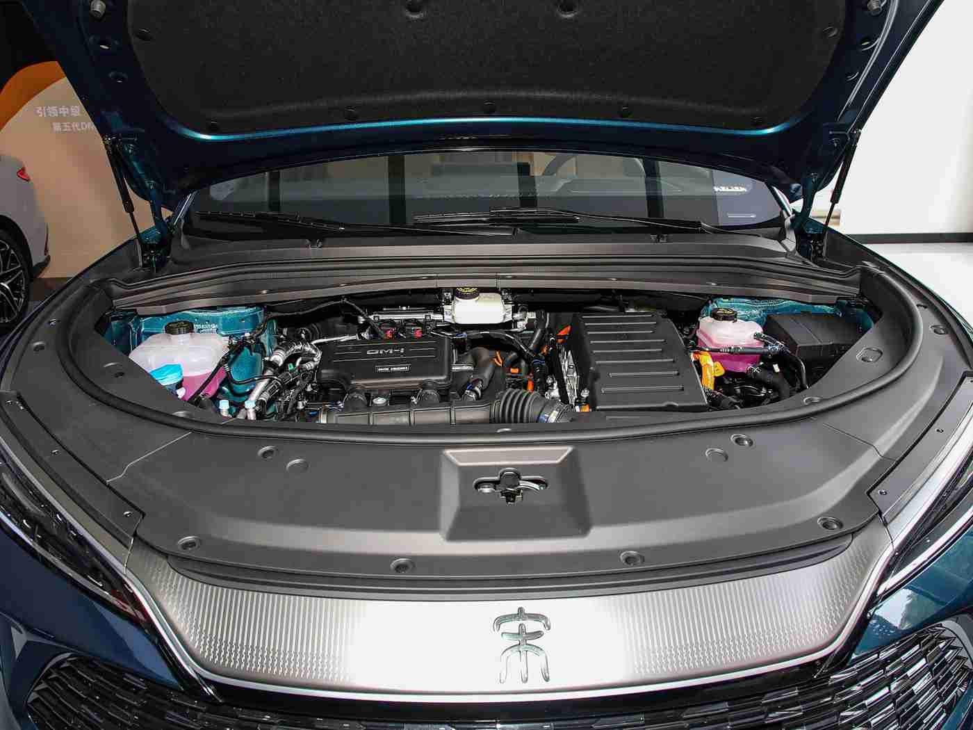 日本 奴役 捆绑 受虐狂,汽车设计争议：日本品牌内饰“捆绑”元素引发道德拷问，行业警钟长鸣-2