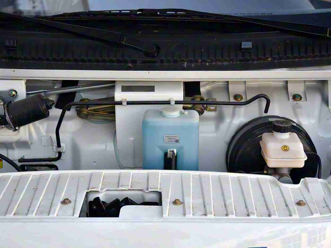 成人富二代,豪华驾乘新潮流,定制科技未来梦-3