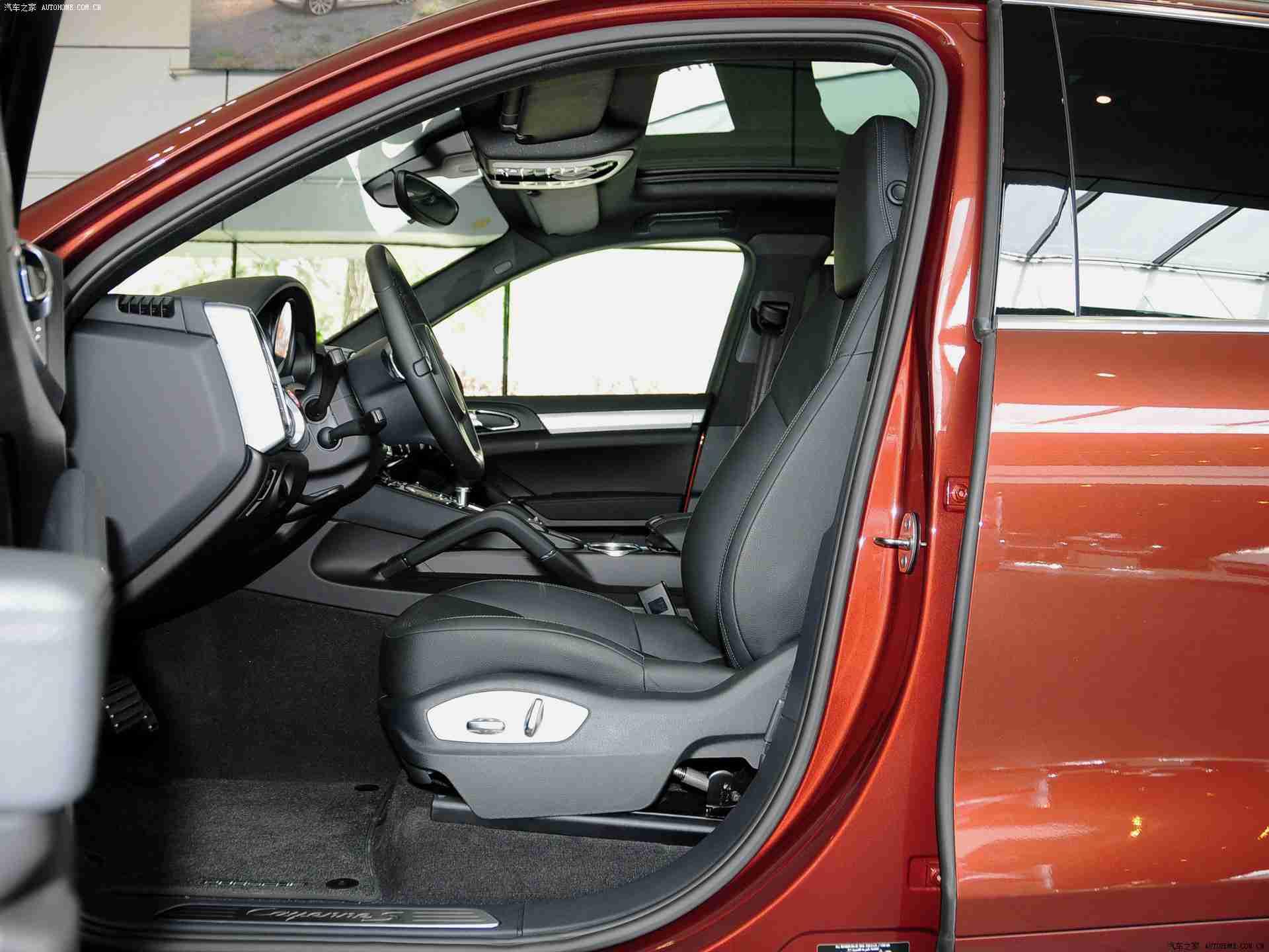 污秽软件,科技革新下的汽车安全挑战：揭秘如何抵御恶意软件侵袭-4