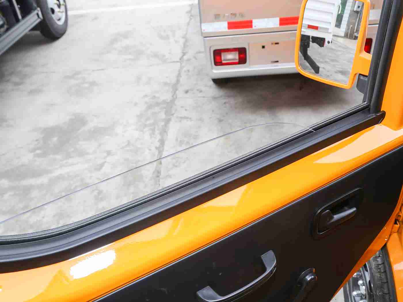 男生操女生的APP,汽车生活新选择：个性化定制服务APP助力车主省心出行-1