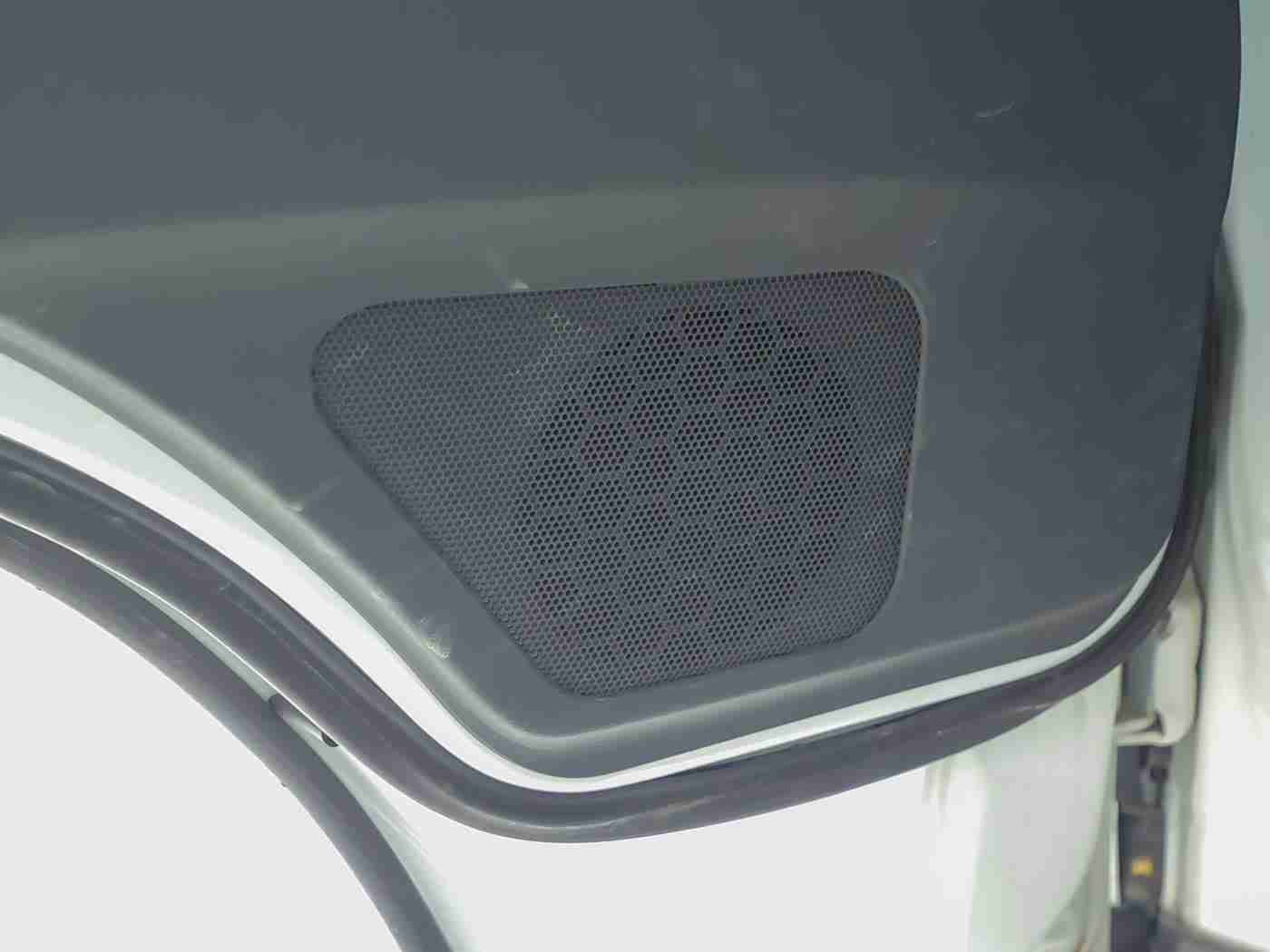 火辣辣welcome,涡轮激情驾驭,科技美学交融——全新旗舰车型引领视觉盛宴-1