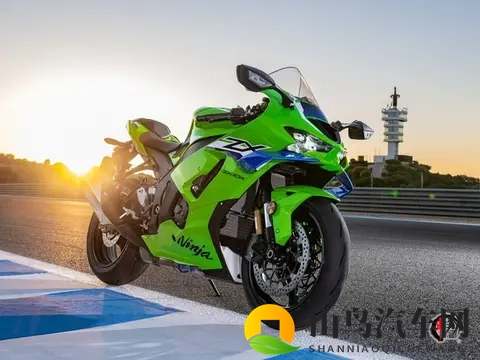 全新套件25%下压力进阶！2026款川崎Ninja ZX-10R&RR 性能曝光-3