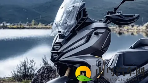 无极米兰发布两款踏板车,双缸450够硬核,大轮踏板也不错!-2