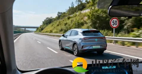 加速5秒红线落地,车市变天?安全与速度的博弈该落幕了-1