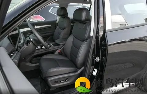 非洲人与牛性动交CCO0：草原牧民牲畜繁衍行为-3