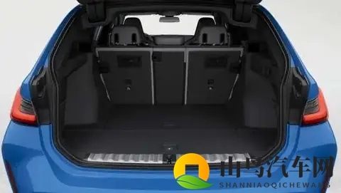 重回“燃”情岁月！宝马M3旅行版对比奥迪RS4 Avant-1