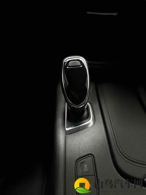 十年老友忍痛割爱,10万拿下18年一手凯迪拉克XT5!-2