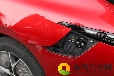 800V平台+8295芯片，标配更丰富，2025款星纪元ES实力如何？-3