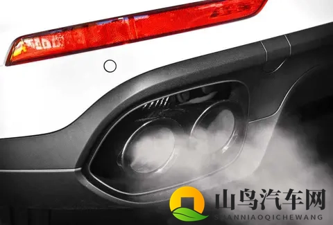 燃油车快撑不住了,国七标准一出,车企得重新洗牌,老路走不通了-1