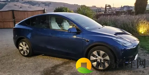 特斯拉推出短期租赁服务 应对美国电动车销量下滑-1