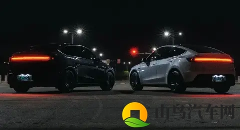 特斯拉Model Y长续航后轮驱动版终于来啦，续航821公里，猛不猛-2