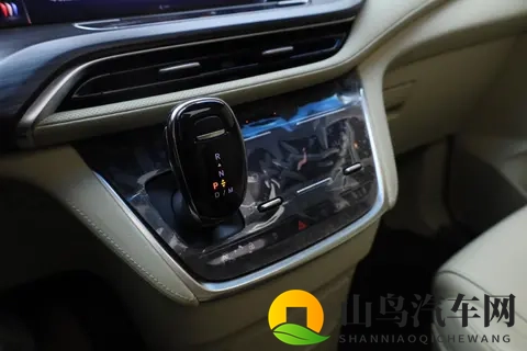 23款别克GL8陆尊，准新一手车，20T+9AT，宜商宜家！-3