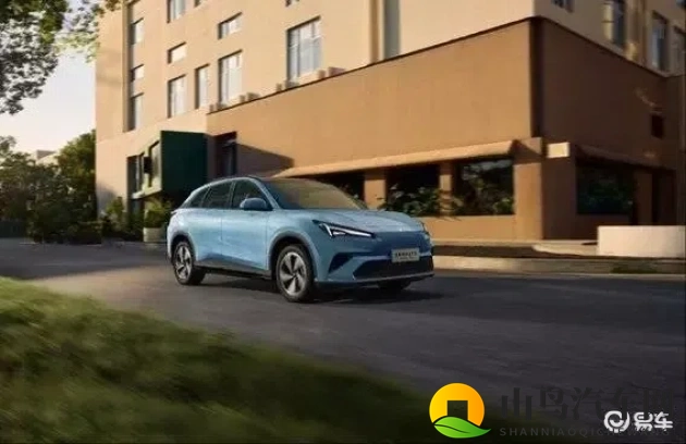 黄色软件app下载3.0.3免费装：智能网联重塑汽车,软件升级驱动未来-1