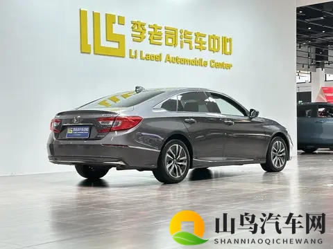 91chinesevideo永久地址：汽车行业迎来电动与智能双重变革-3