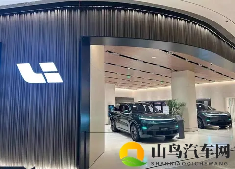 理想车自燃后李想还能不能守住他的纯电梦-1