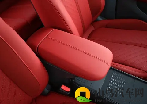 将于广州车展上市 领克Z20曜红版官图发布-1