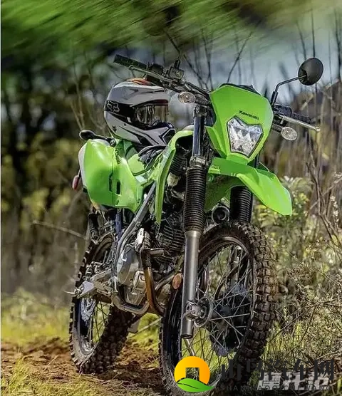 川崎KLX230以299万开卖，林道穿梭一把就过，新手也能轻松驾驭-3