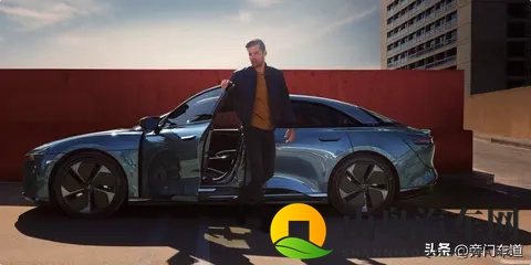 天堂一去而去三区：人间仙境难留步，三区风光渐行渐远-1