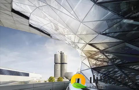 宝马集团2025年前三季度稳健增长,电动化战略成效显著-1