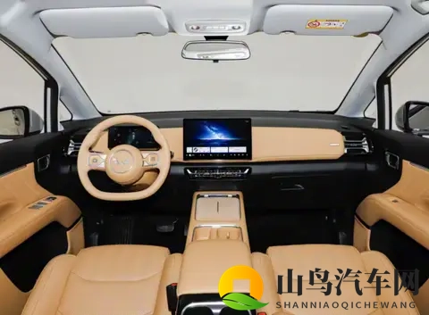 五菱星光730将于11月12日上市 预售价768万元起-2