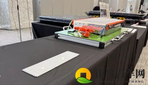 丰田首款固态电池EV最快2027年亮相！-1