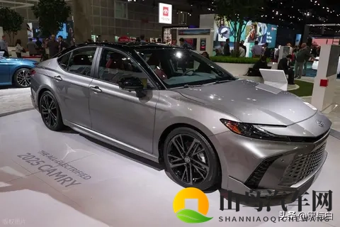 深度推算：丰田凯美瑞成本10万，卖18万，降价空间还是很大的-1