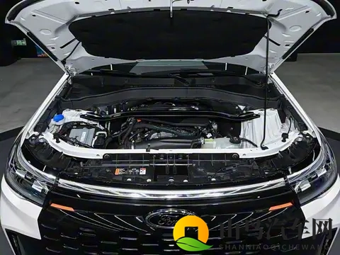 售3698万元_5座_23T动力，长安福特探险者昆仑穿越版上市-2