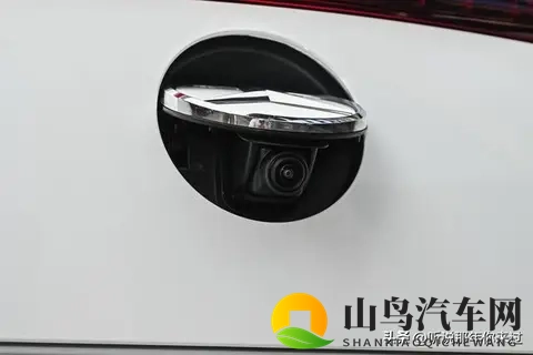 黄片破解版3.0下载：汽车智能化新篇章，AI技术引领驾驶革命-3