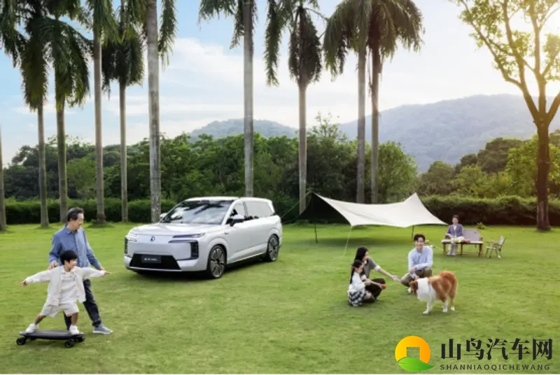 全系标配易三方，腾势N8L定档10月28日上市-1