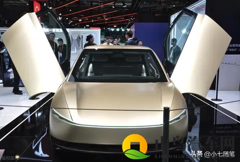 车市分化年:2025车企目标答卷与行业洗牌暗局-2