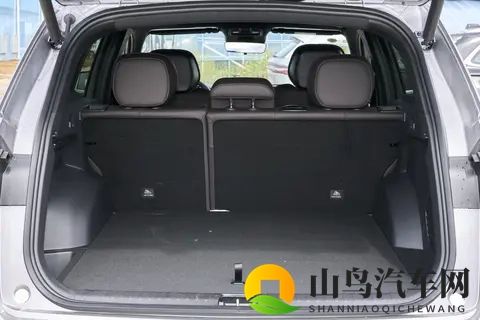 吉利星越 L 深度解析：15 万级燃油 SUV 能卖出 “现象级” 成绩 凭什么-3