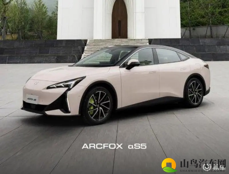 打扑克又痛又叫视频软件:智能娱乐升级,行车安全双重保障-1