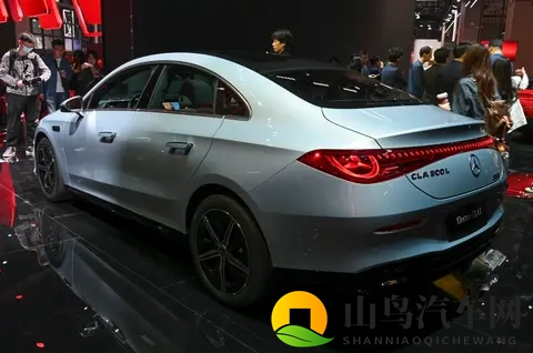 奔驰纯电CLA上市,三叉星徽的背水一战?-1