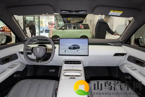 14万级激光雷达纯电车,续航560km配置拉满?深蓝L06值得一看-2