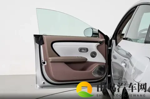 长安又出“新颜王”，装配激光雷达，增程版纯电续航240km-2