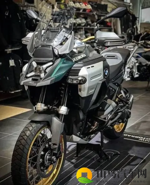 某牌轮胎：原地肝碎你的拉力梦-2