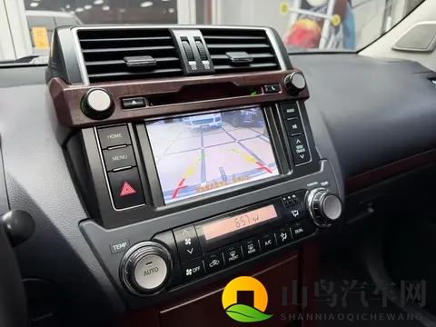 25万多拿下陆地巡洋舰，14款丰田普拉多带你翻山越岭-1