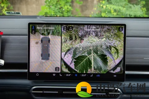 大7座MPV家用真香！鸿蒙智行加持，26款岚图梦想家真不错-2