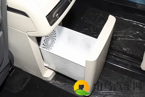 新款比亚迪夏正式上市，限时1968万起，纯电续航100_218km-2