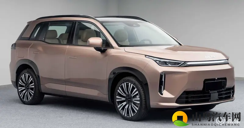 火影18+破解版下载：智能驾驶崛起，未来出行新篇章-1