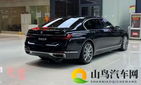 538万，体验陆地头等舱——22款宝马740Li，7万公里-3